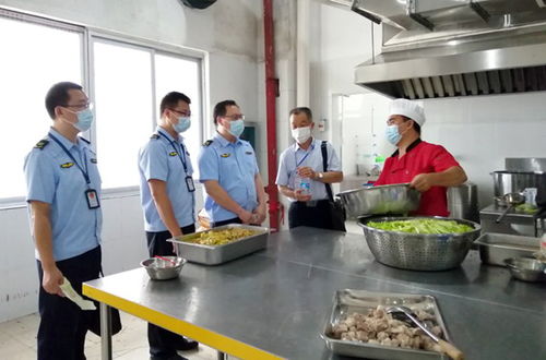 四個抓實筑牢食品餐飲安全監(jiān)管網(wǎng)
